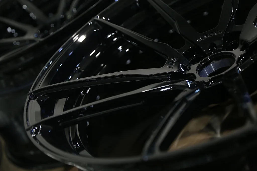 Gloss black powder coated wheel